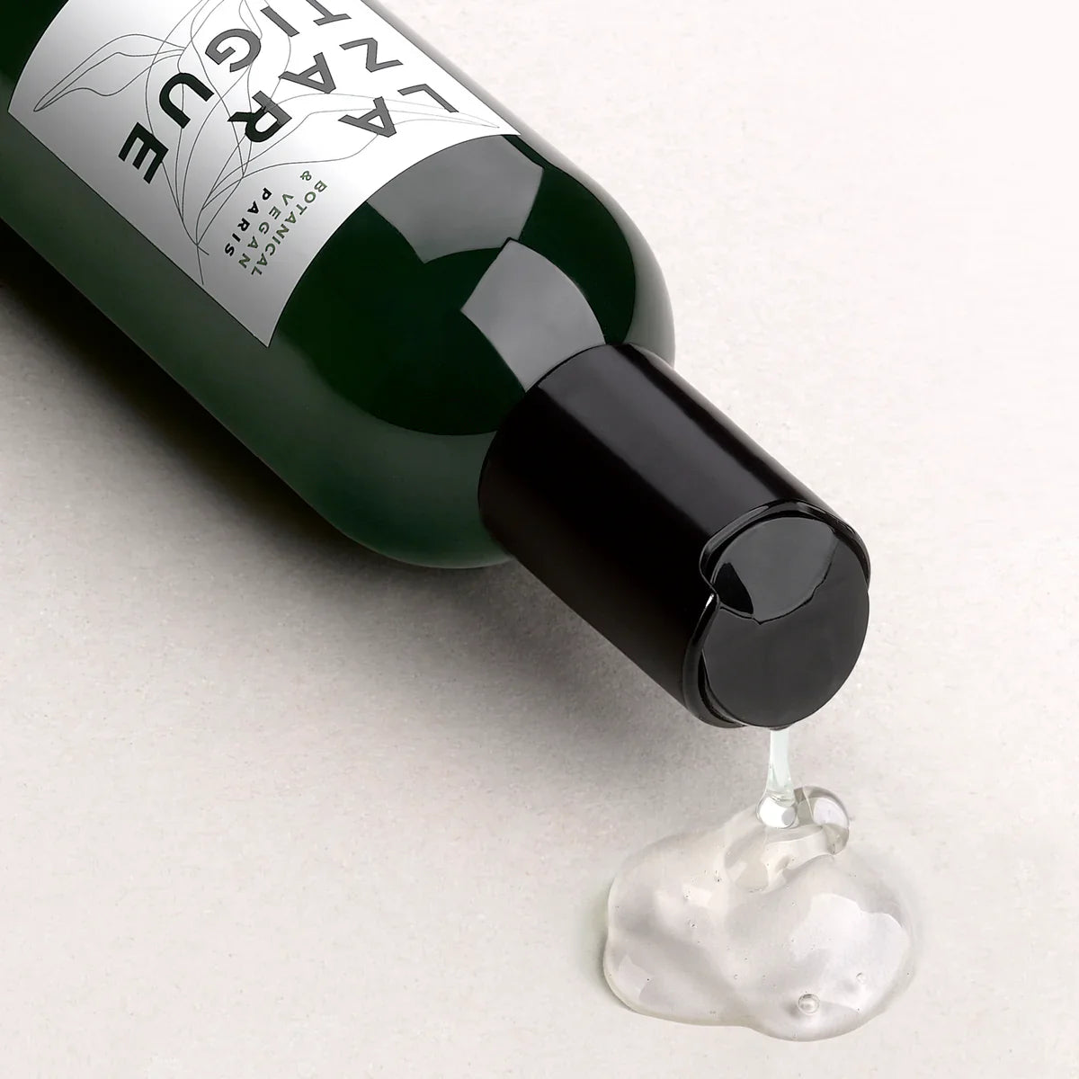 Lazartigue Clear Intensive AntiDandruff Treatment Shampoo - 250ml