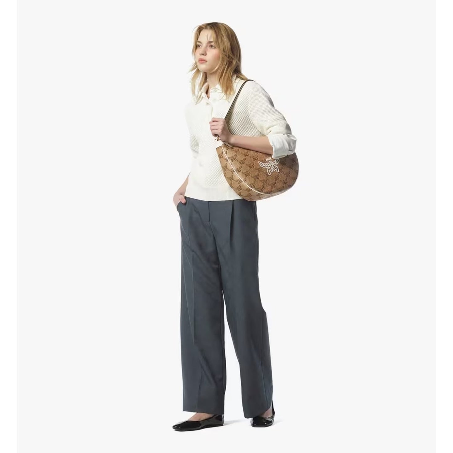 MCM Women's Himmel Ascending Moon Hobo in Lauretos Raffia Jacquard