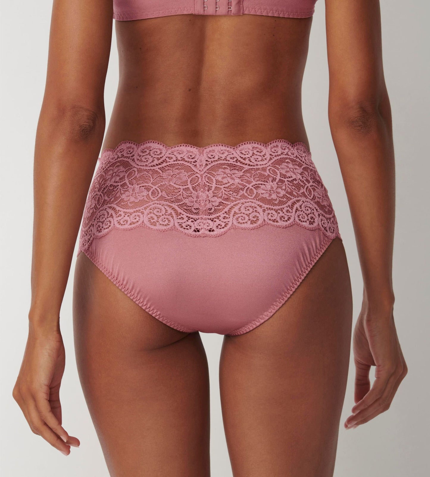 Amourette 300 Maxi