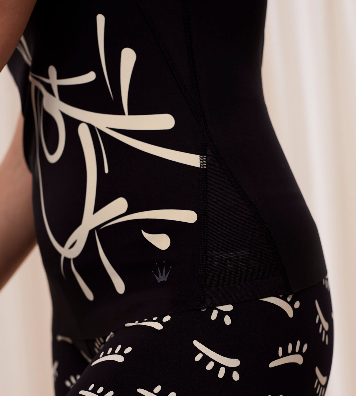 Flex Smart Sleeveless Top &amp; Biker Shorts