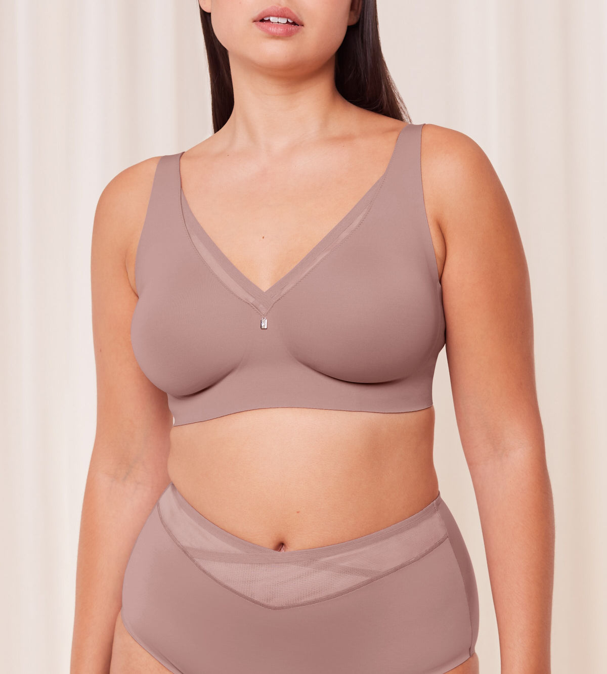True Shape Sensation Wireless Minimiser Bra