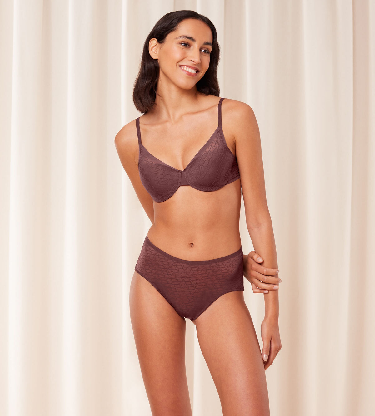 Triumph Signature Sheer