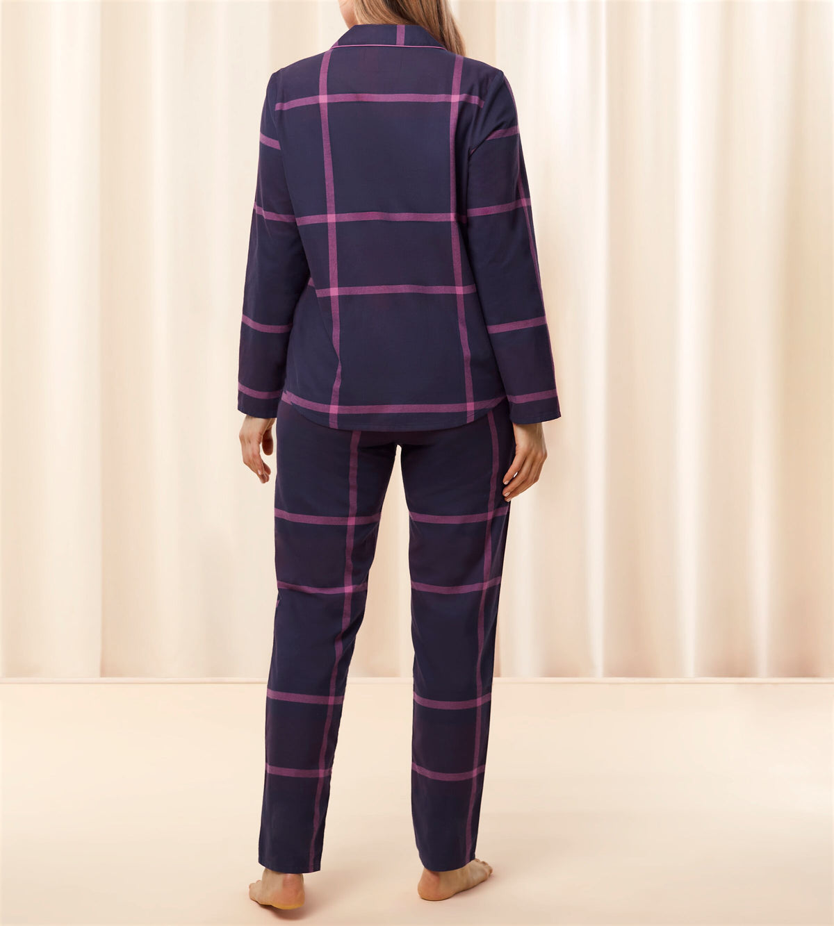 Boyfriend Fit Checks Pyjama Set