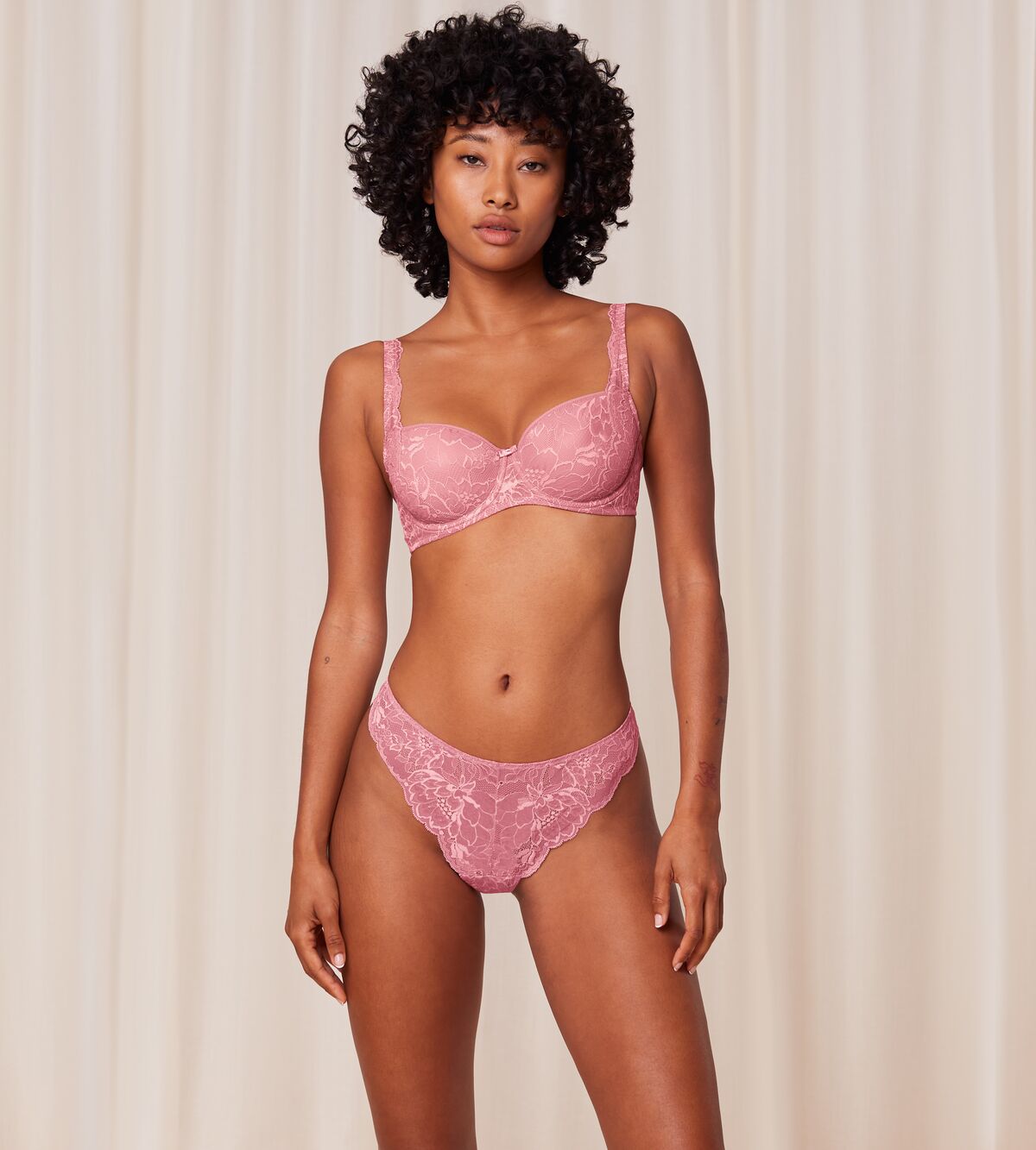 Amourette Charm Wired Padded bra