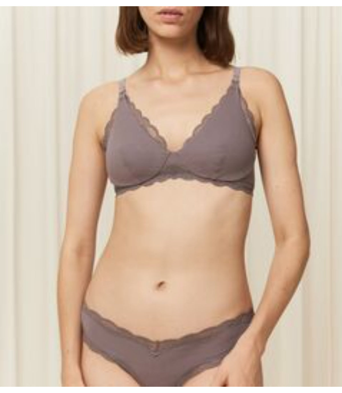 Natural Spotlight Maternity Bra